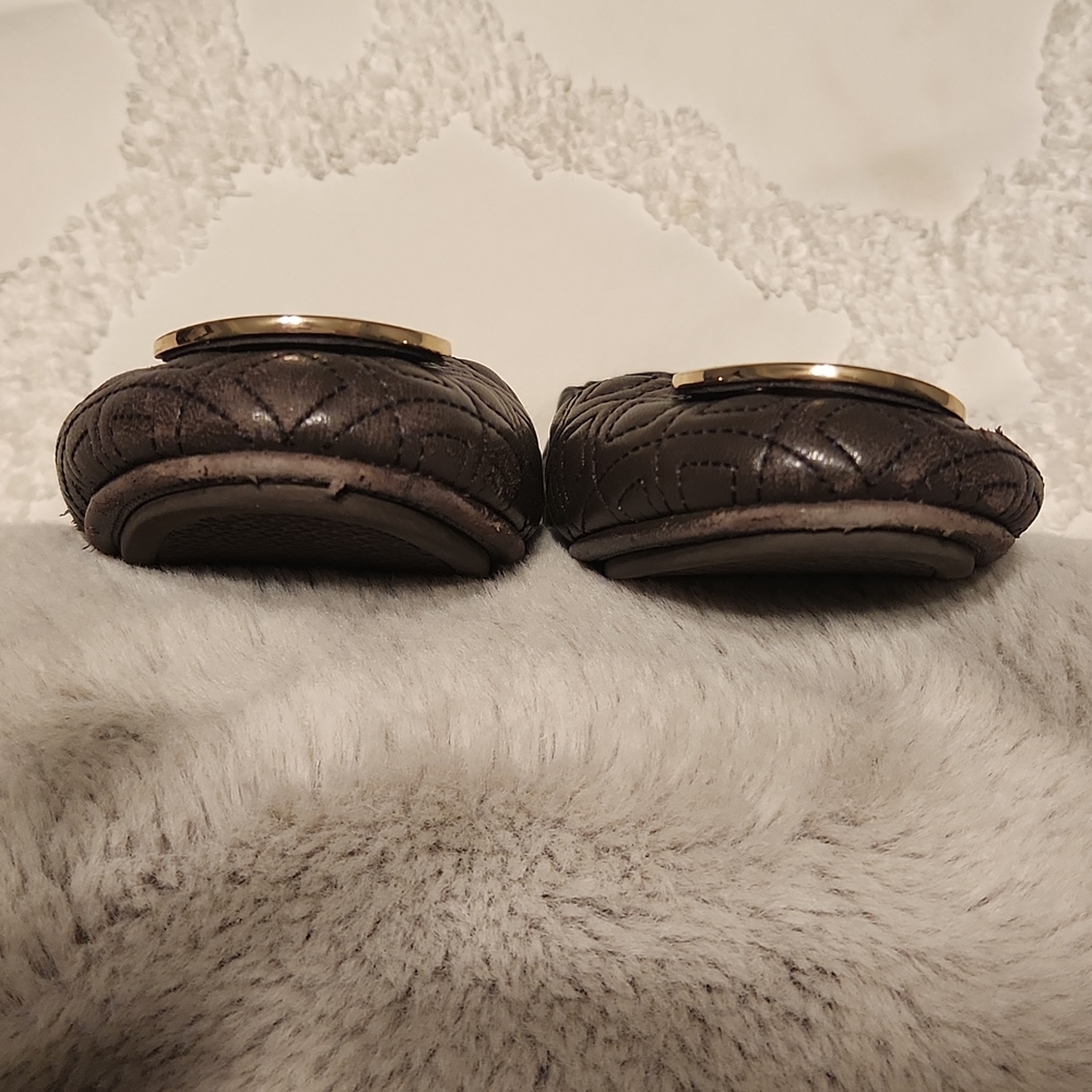 Shoes - Picture 3 of 4